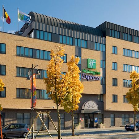 Holiday Inn Express Hasselt, An Ihg Hotel Екстер'єр фото