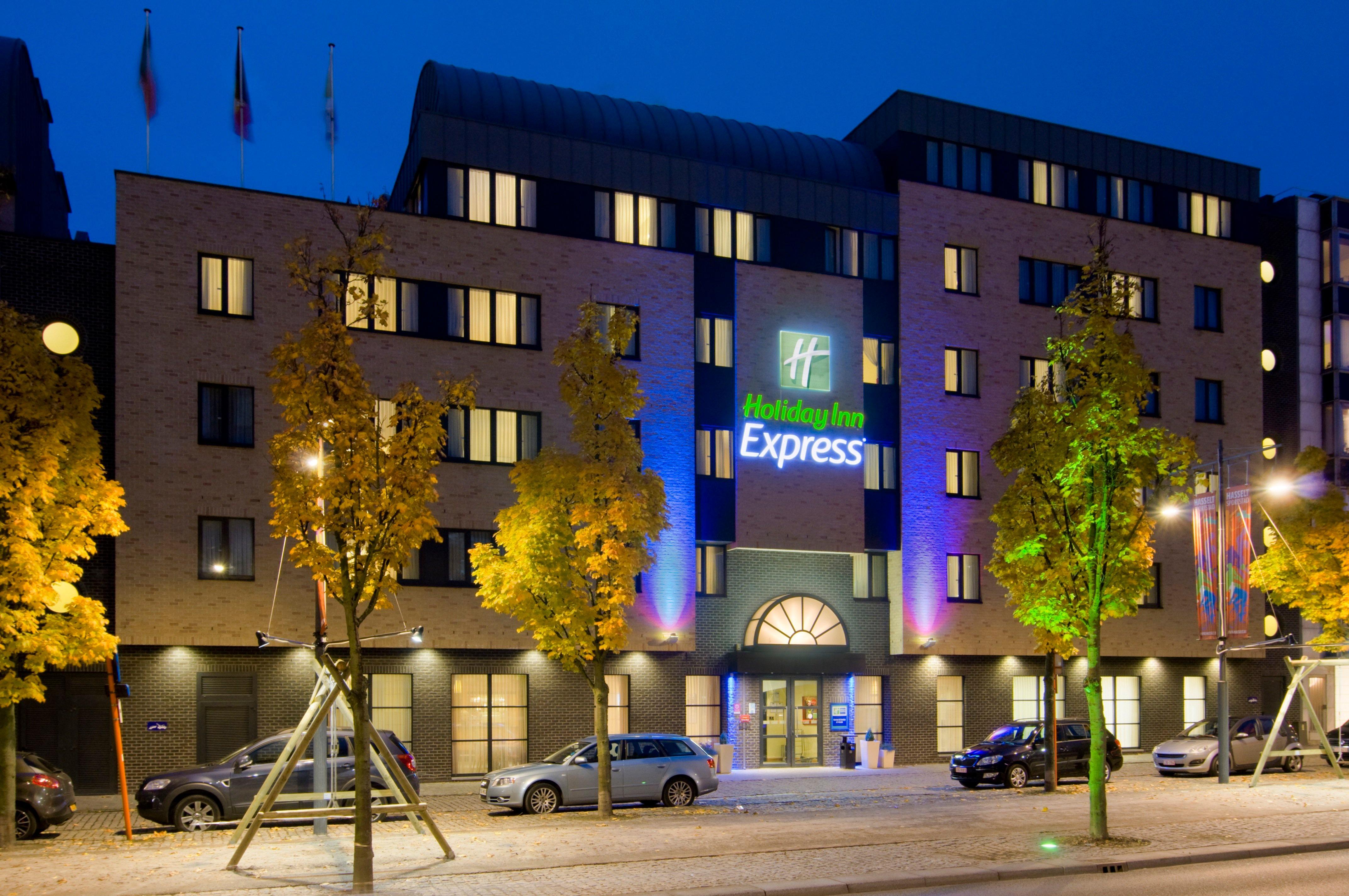 Holiday Inn Express Hasselt, An Ihg Hotel Екстер'єр фото