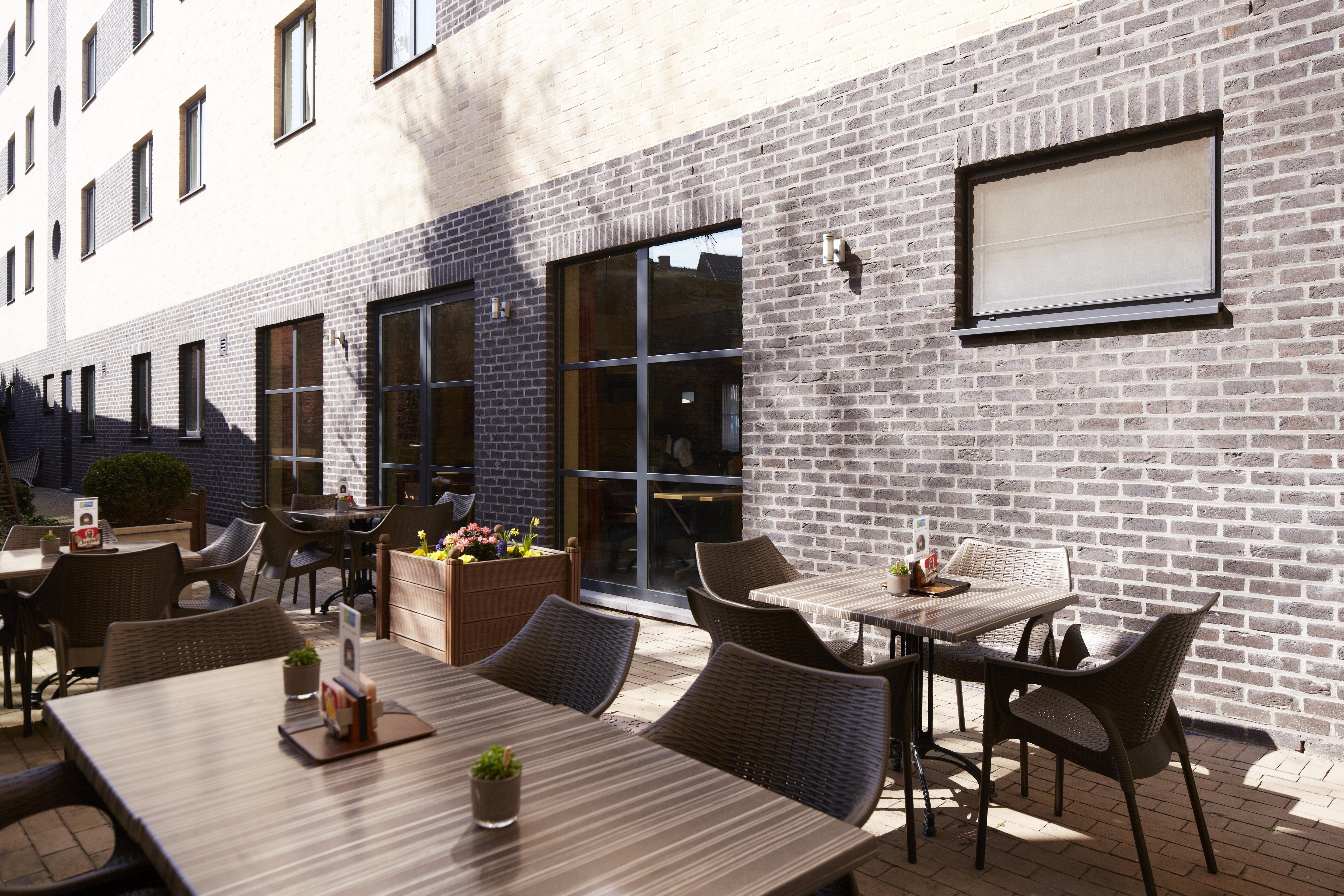 Holiday Inn Express Hasselt By Ihg Екстер'єр фото