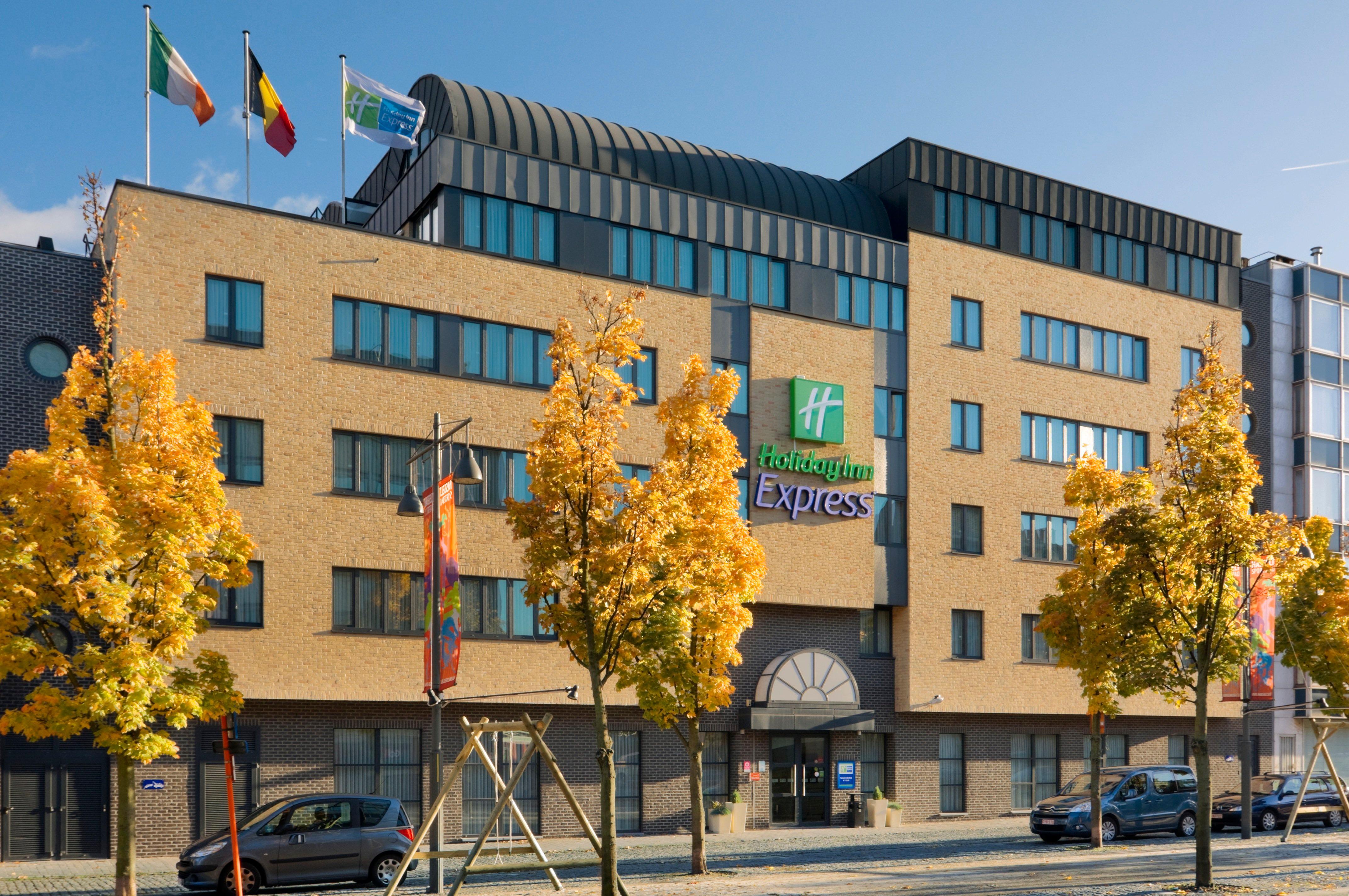 Holiday Inn Express Hasselt By Ihg Екстер'єр фото