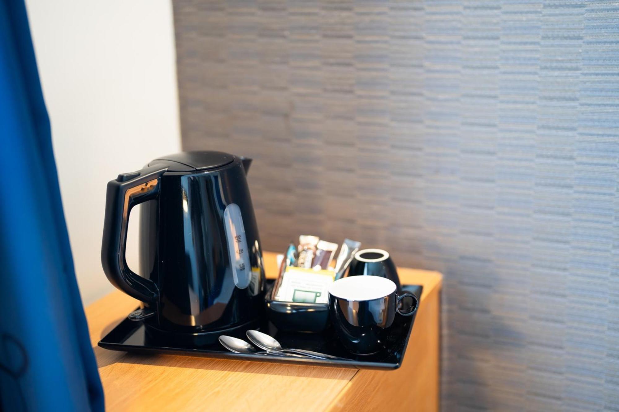 Holiday Inn Express Hasselt By Ihg Екстер'єр фото