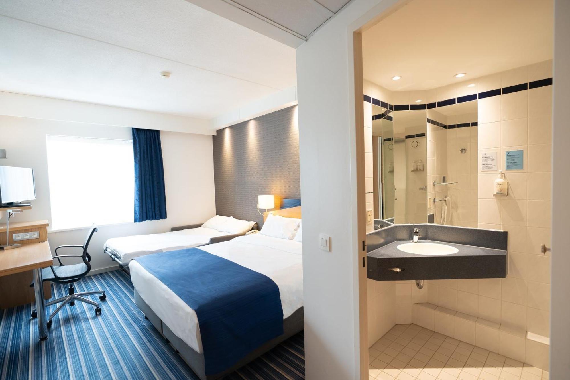 Holiday Inn Express Hasselt By Ihg Екстер'єр фото