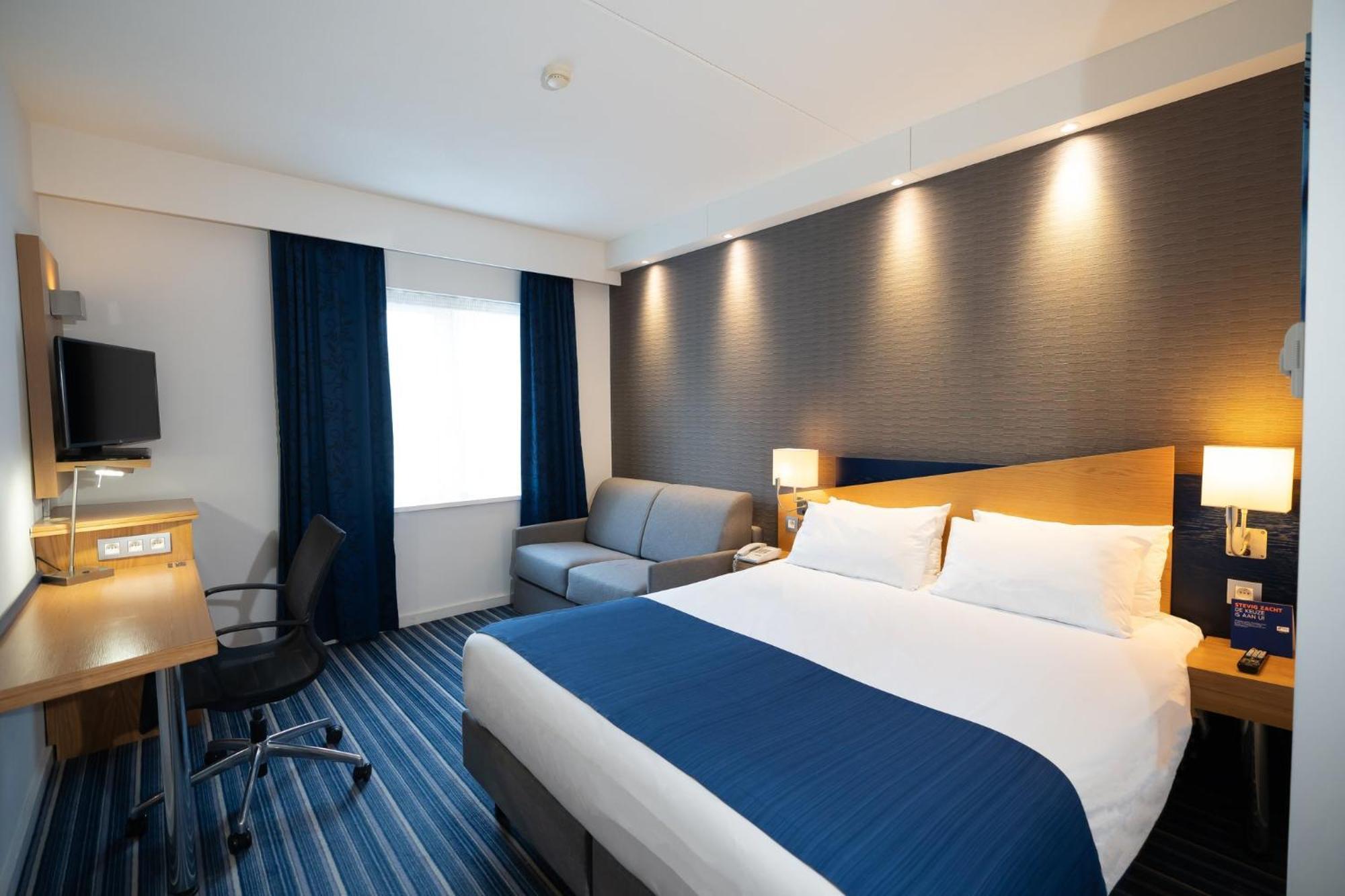 Holiday Inn Express Hasselt By Ihg Екстер'єр фото