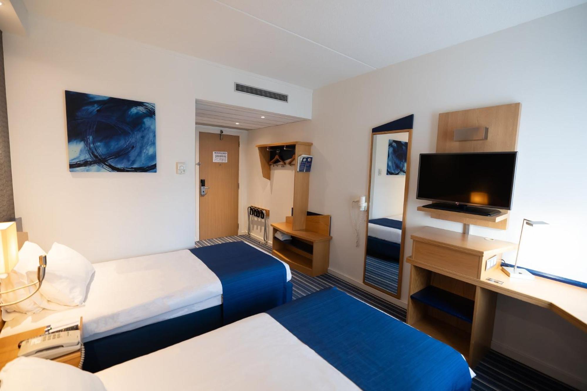 Holiday Inn Express Hasselt By Ihg Екстер'єр фото