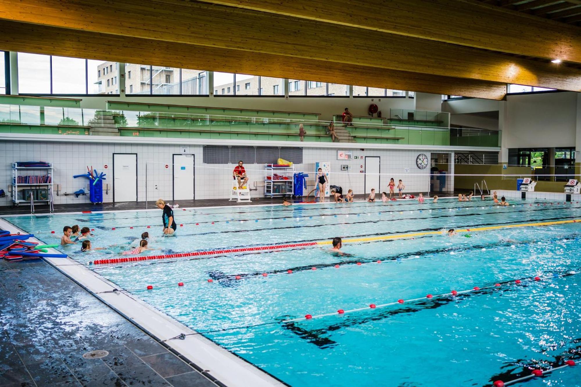 Holiday Inn Express Hasselt By Ihg Екстер'єр фото